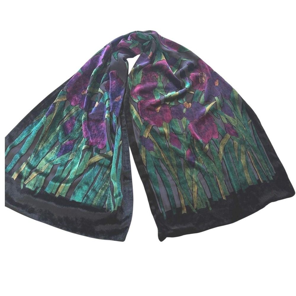 The MET Metropolitan Museum of Art Iris Burnout Velvet Scarf Silk Lined Italy